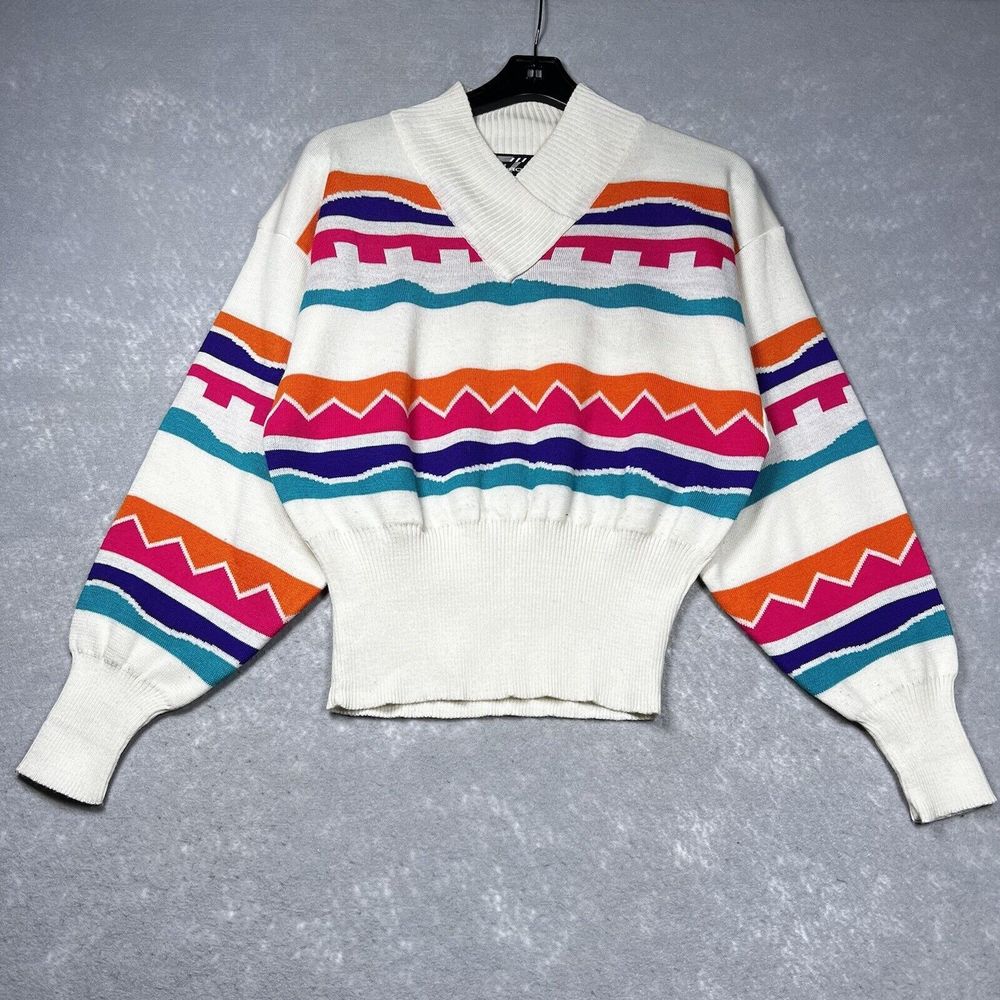 Vintage Tyrolia Skiwear Women’s Size Small Cropped Ribbed Long Sleeve Sweater